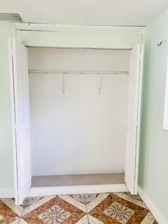 6241 Nw 16th St - Photo 6 of 22