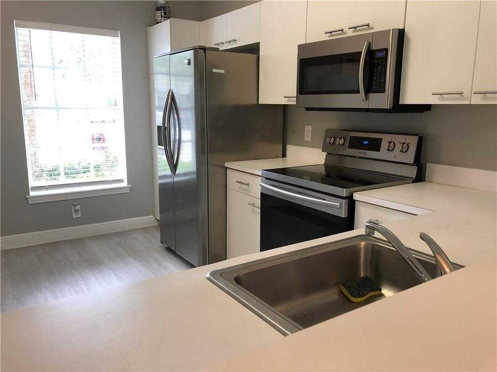 9960 Nw 57th Mnr #9960 - Photo 4 of 20