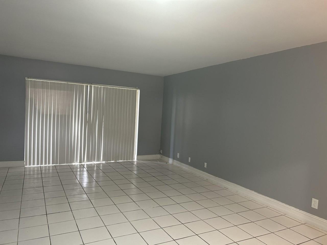 729 Lori Dr #101 - Photo 4 of 11