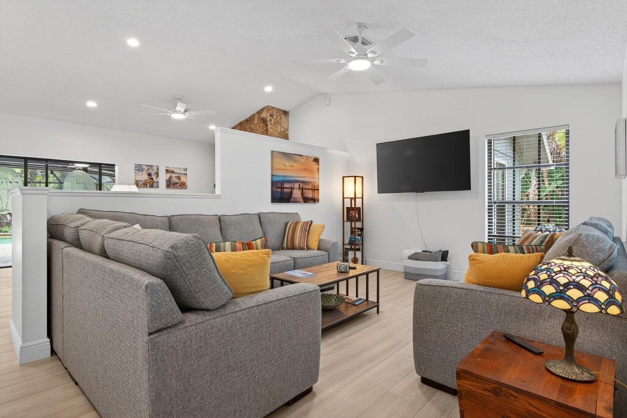 8166 155th Pl N - Photo 7 of 20