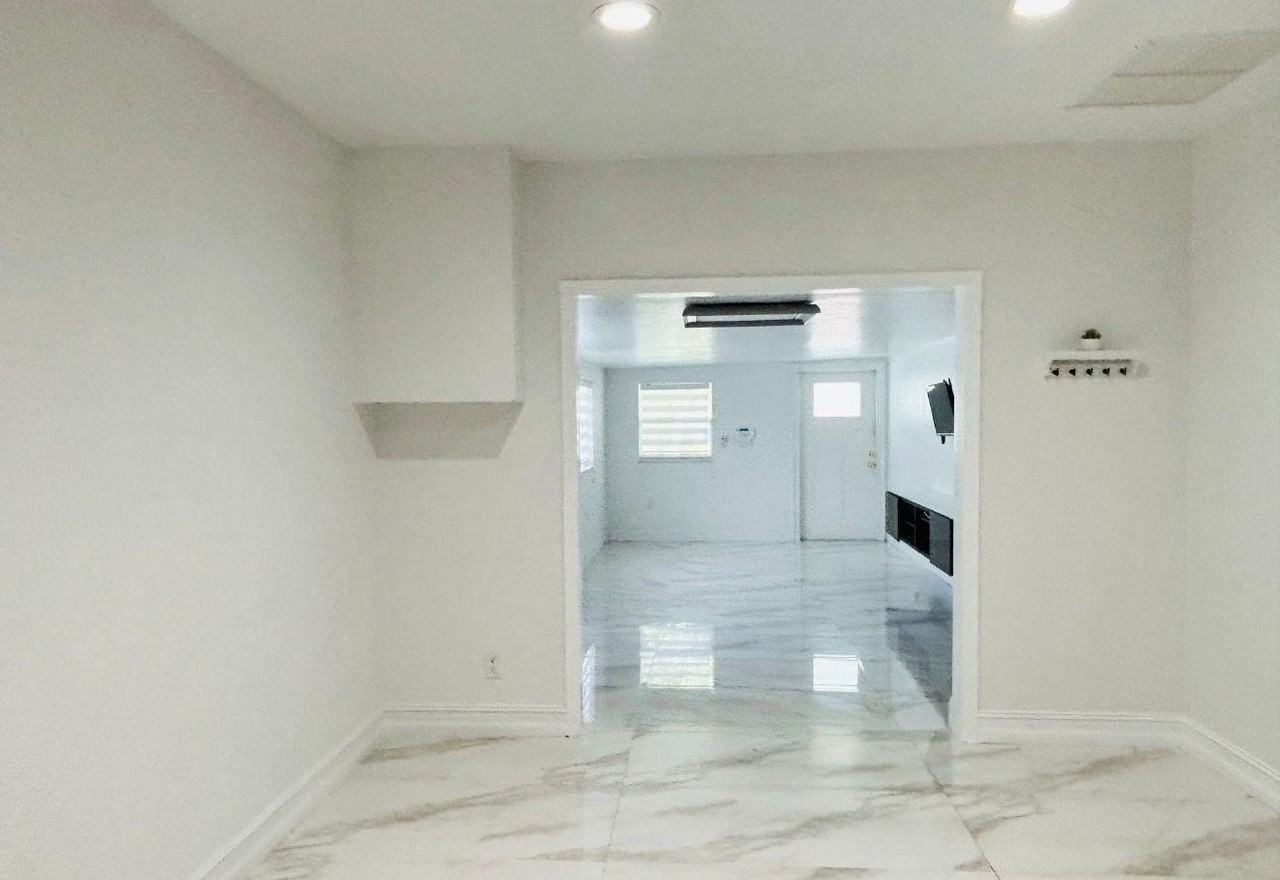 1175 Sunrise Rd - Photo 5 of 16