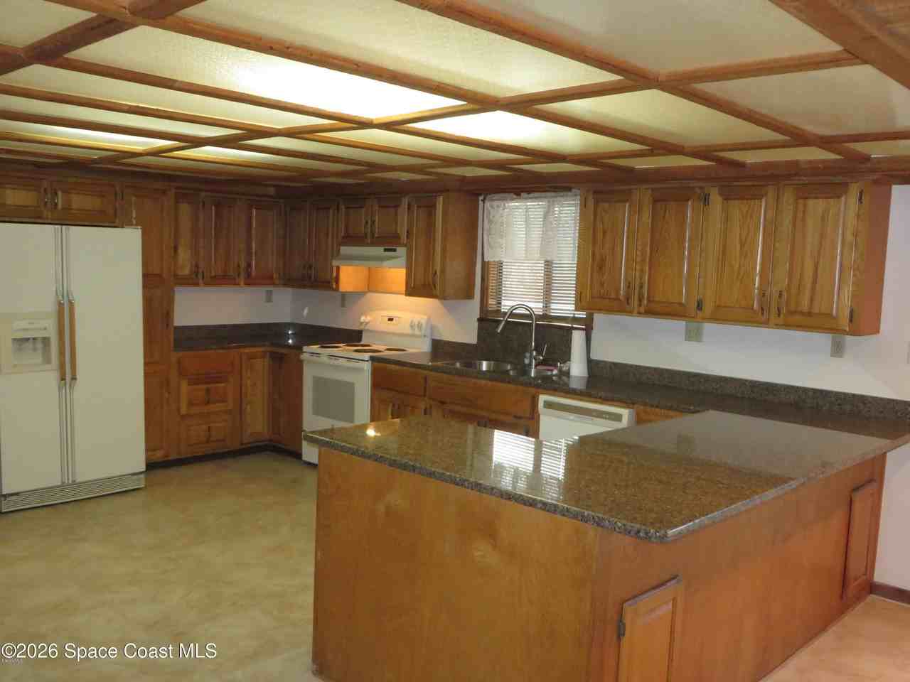 1145 Horizon Ct - Photo 4 of 22