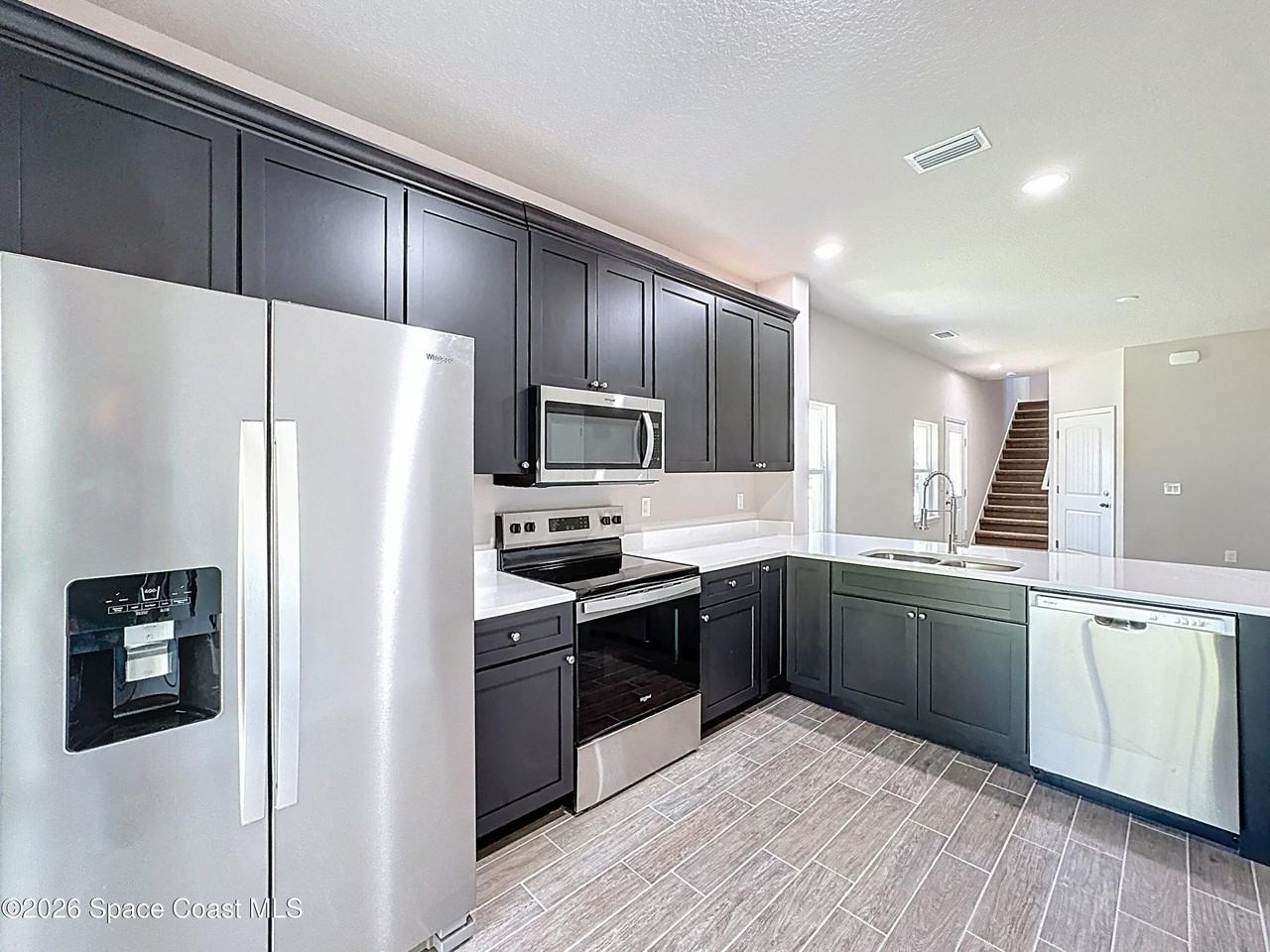 522 L M Davey Ln - Photo 3 of 24