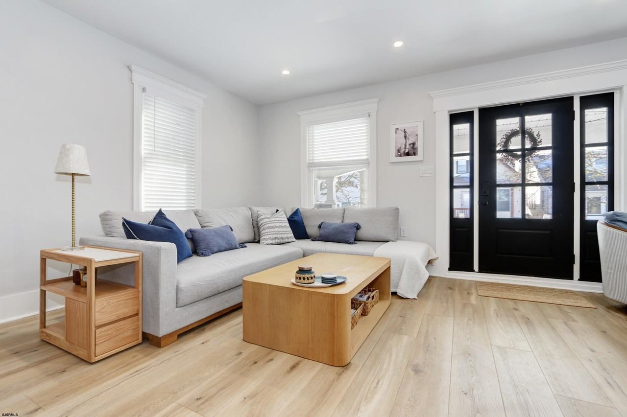 13 N Hillside Ave - Photo 7 of 44