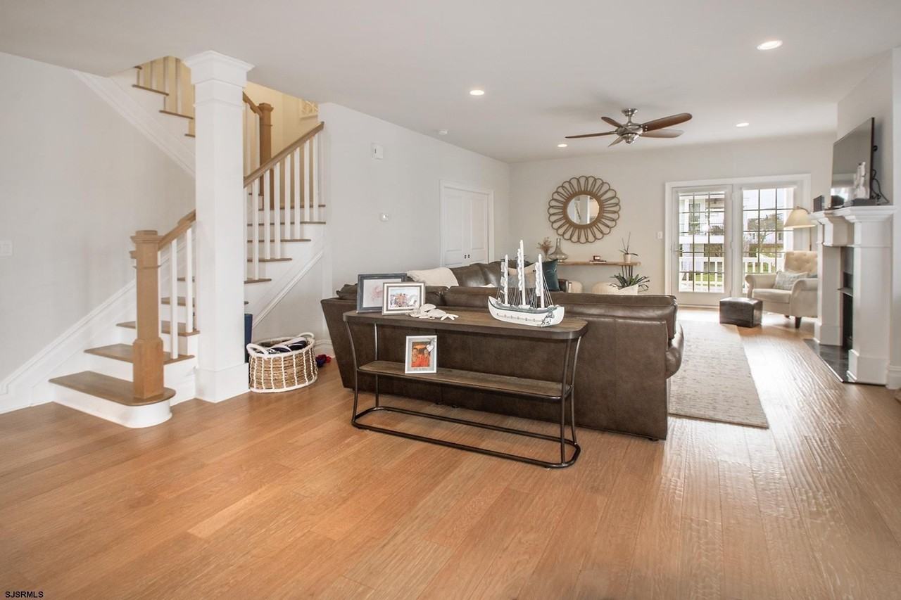 8510 Fulton Ave - Photo 7 of 26