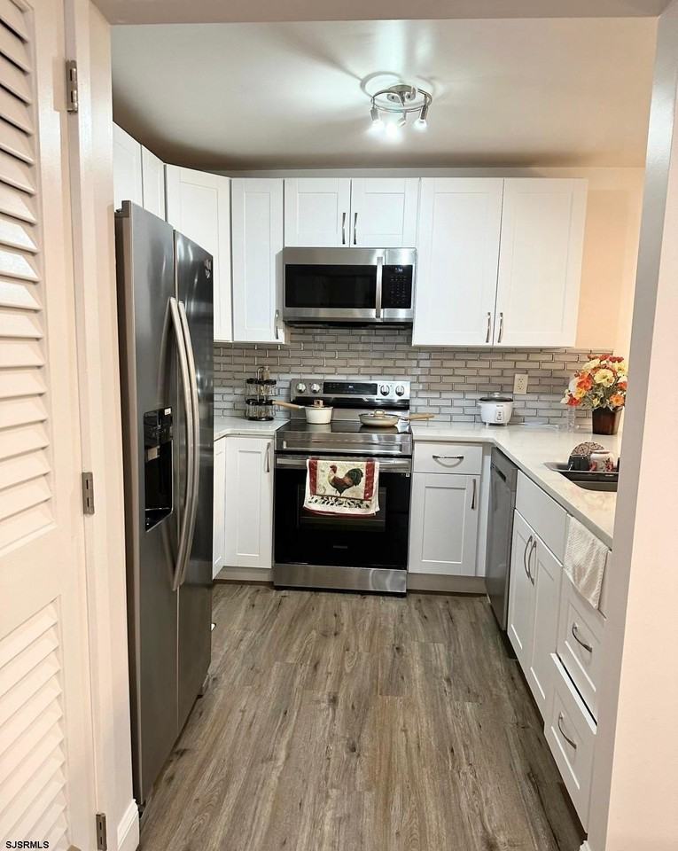 380 Heather Croft - Photo 5 of 11