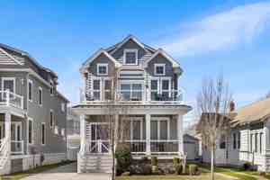 featured image of 204 N Union Ave