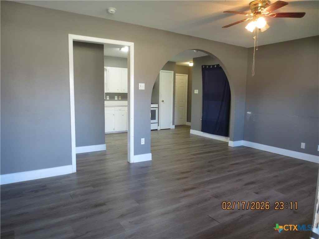 2003 E Mimosa Ave - Photo 2 of 8