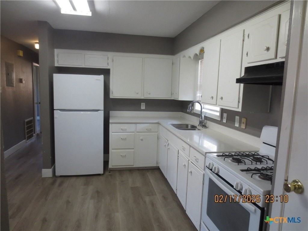 2003 E Mimosa Ave - Photo 4 of 8