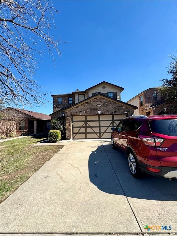 1071 Tumbleweed Trl - Photo 2 of 48