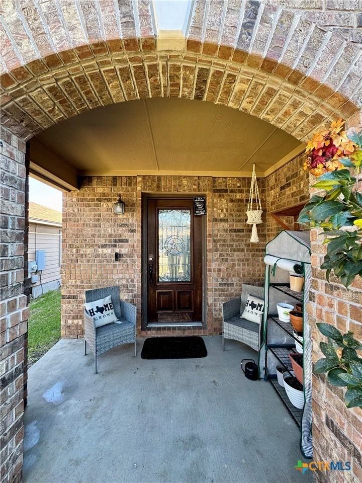 1071 Tumbleweed Trl - Photo 4 of 48