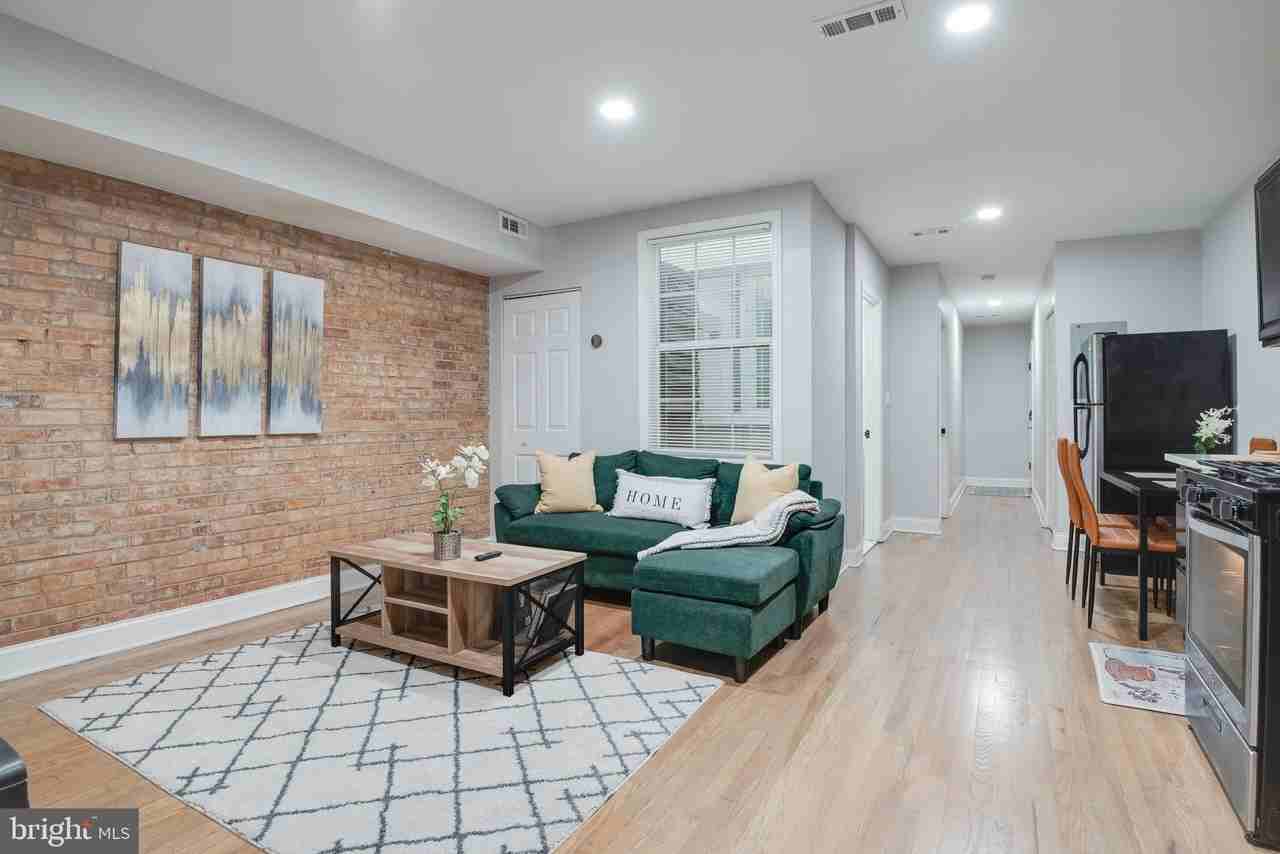 1255 Raum St Ne #1 - Photo 2 of 31