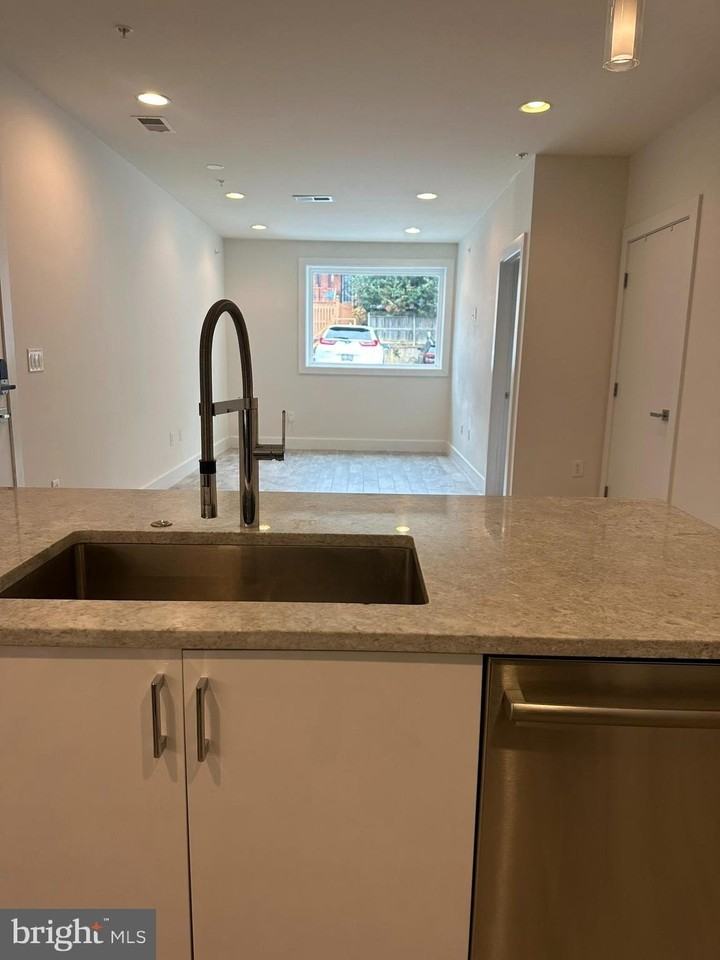 1837 Kalorama Rd Nw Apt B #B - Photo 7 of 50