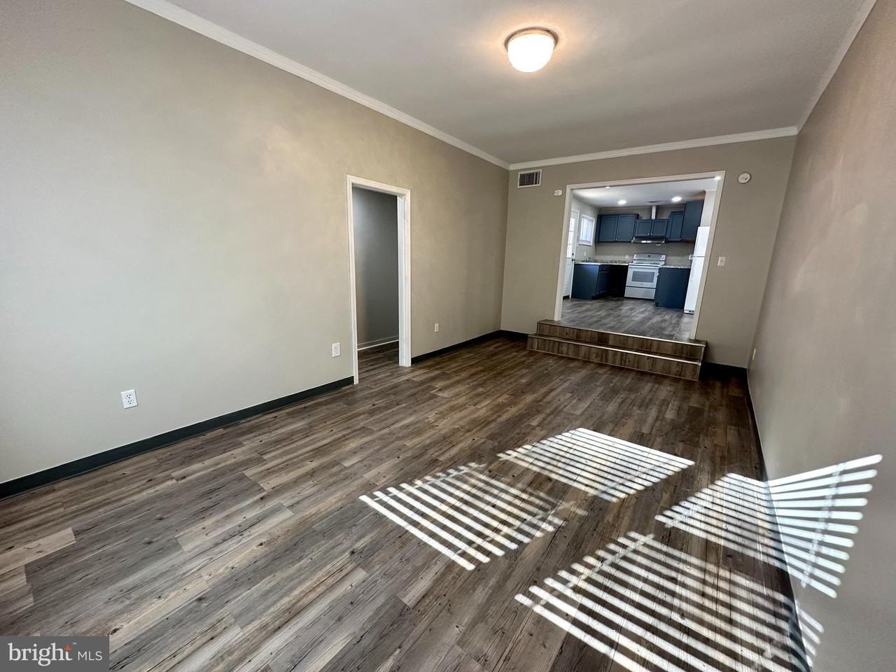 749 River Rd - Photo 7 of 19