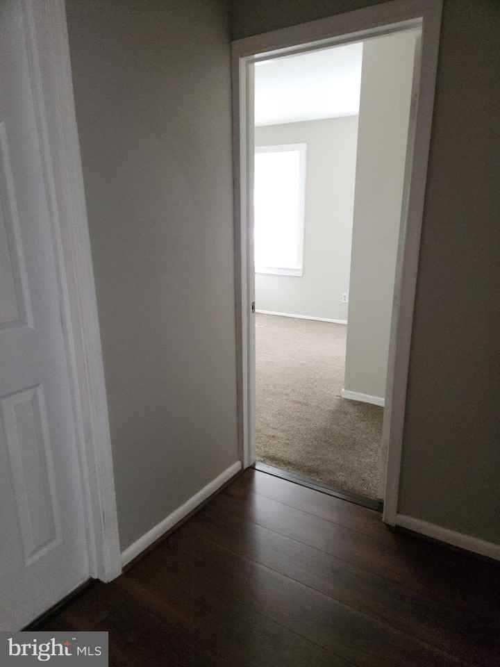 2204 N Jefferson St Unit 2 #2 - Photo 6 of 10