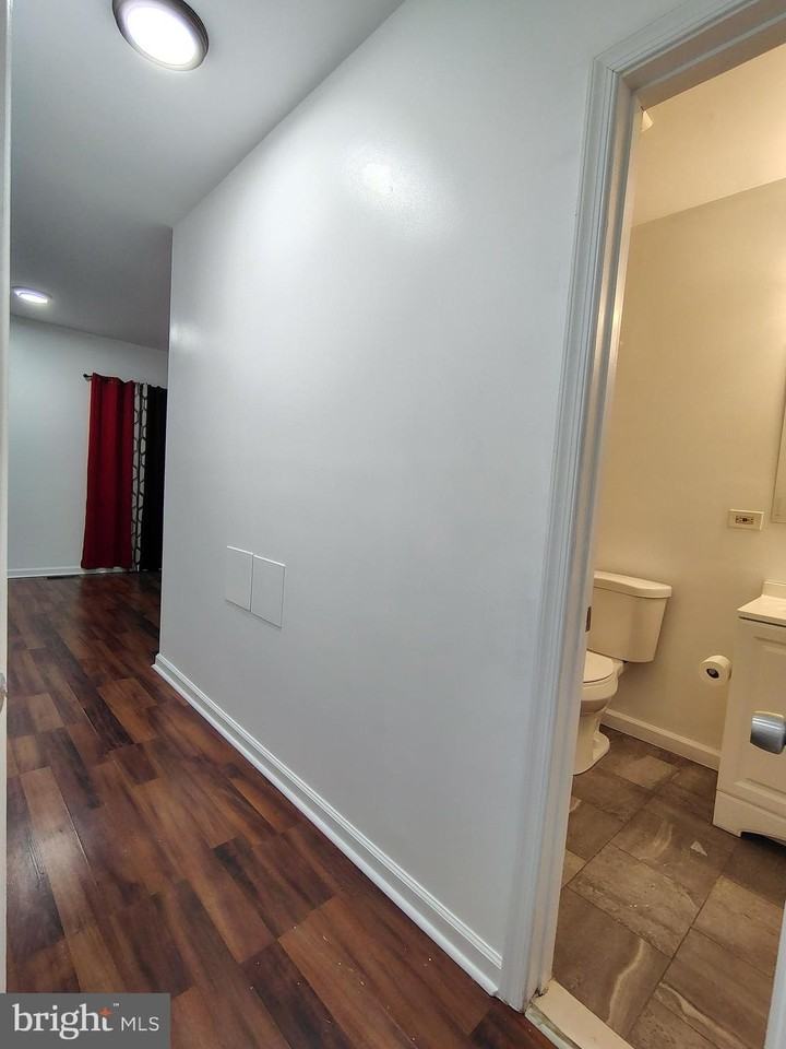 1321 E Biddle St - Photo 6 of 14