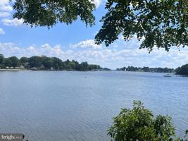 featured image of 1 Punte Ln