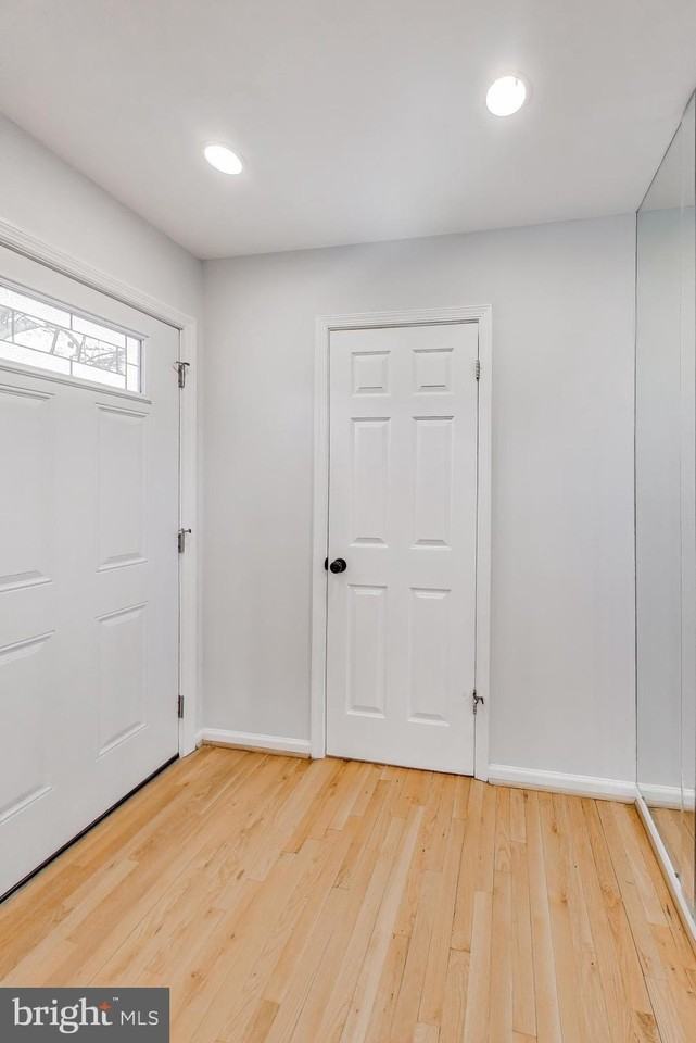 22 Shagbark Ct - Photo 4 of 42