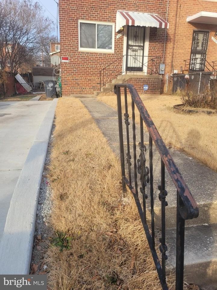 3518 Madison St - Photo 4 of 16