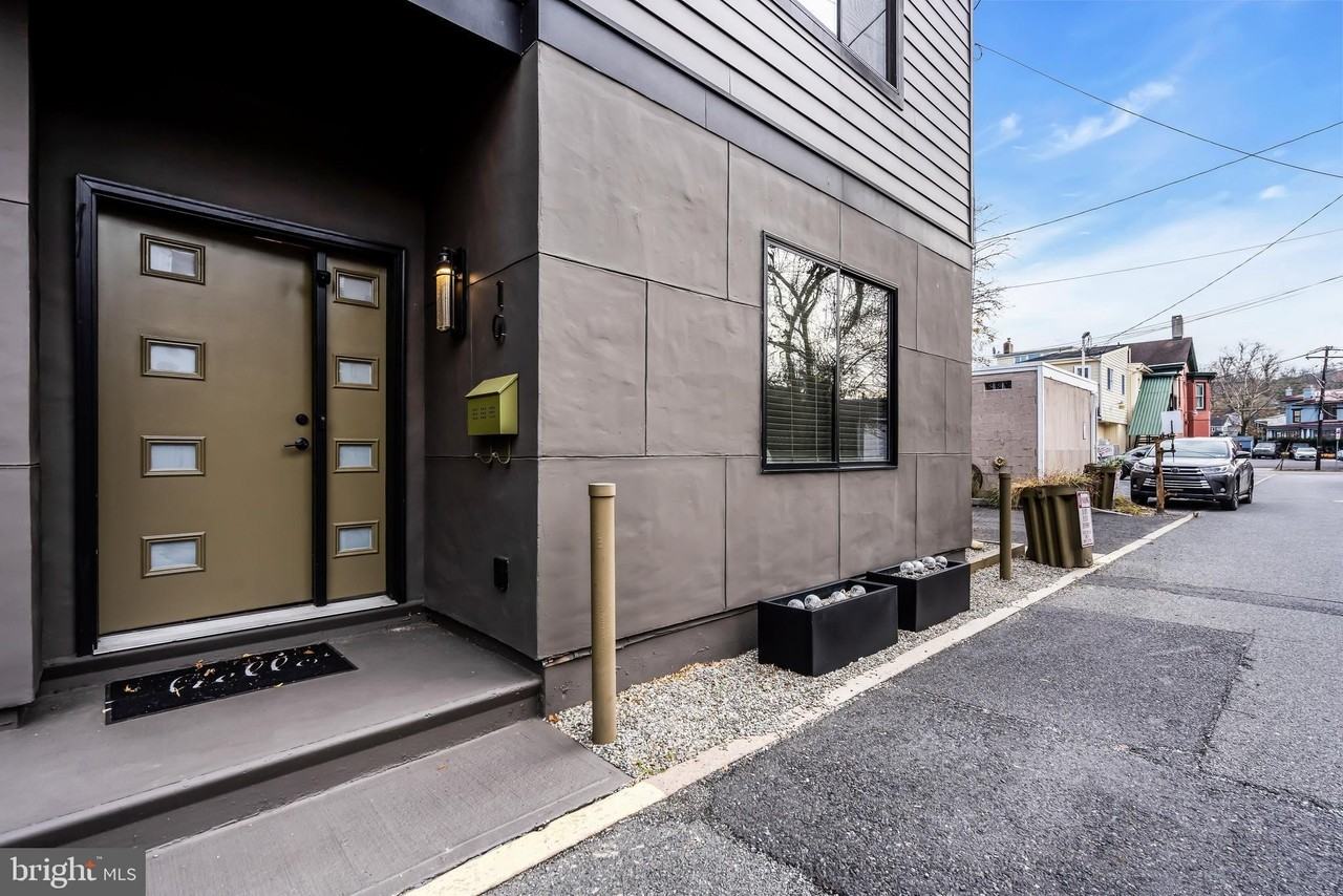 10 Mccready Aly - Photo 3 of 43