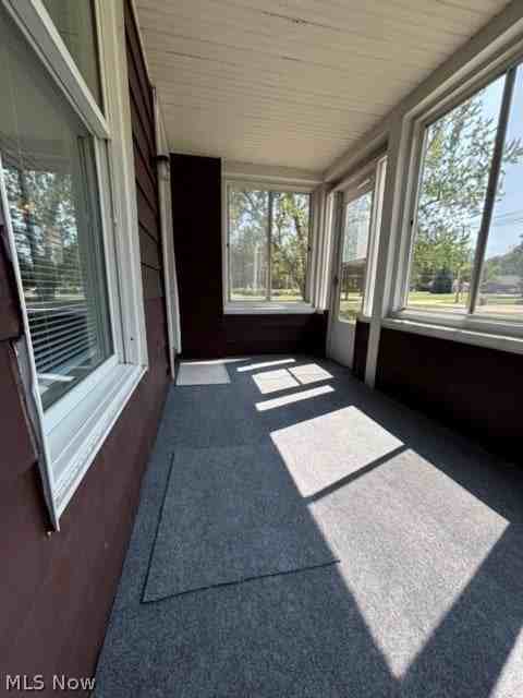 847 Lloyd Rd - Photo 2 of 21