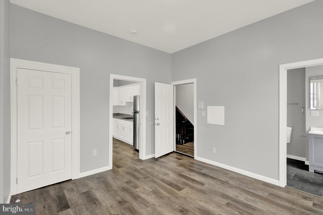 1156 Franklin St Apt 4 #4 - Photo 7 of 7