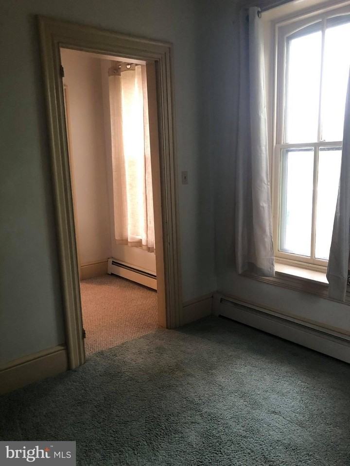 216 Main St Apt 3 #3 - Photo 3 of 15