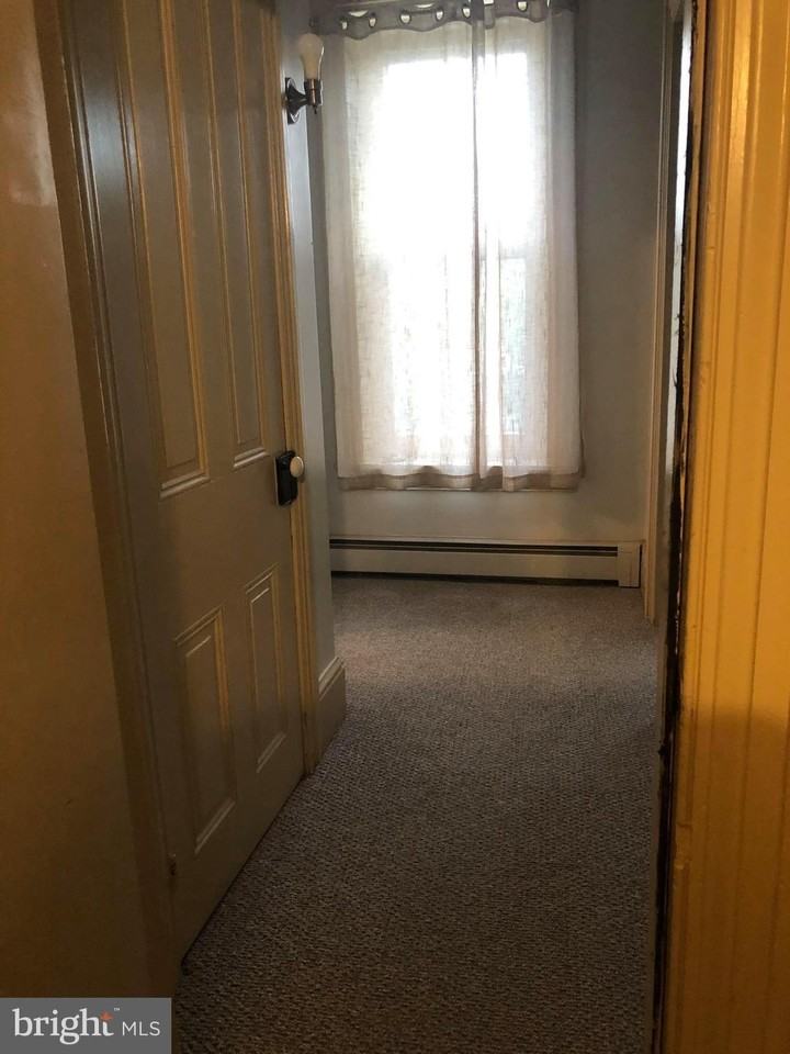 216 Main St Apt 3 #3 - Photo 5 of 15