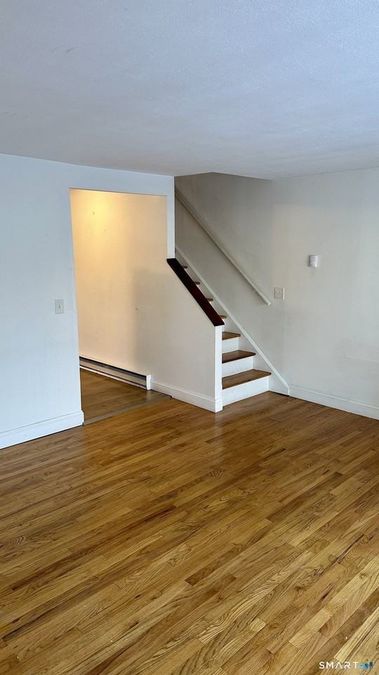 293 Millville Ave - Photo 5 of 15