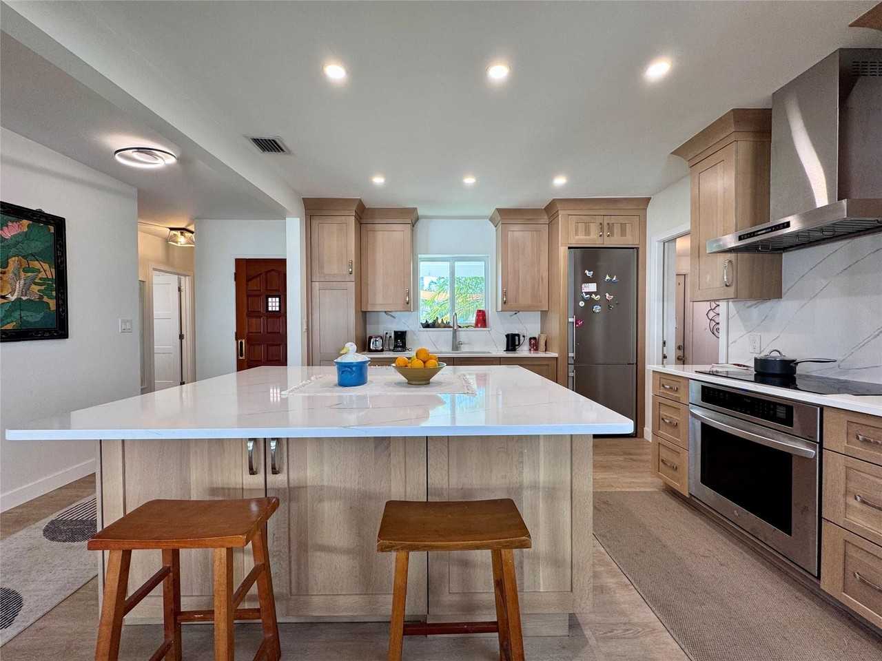 1109 Avocado Isle - Photo 7 of 29