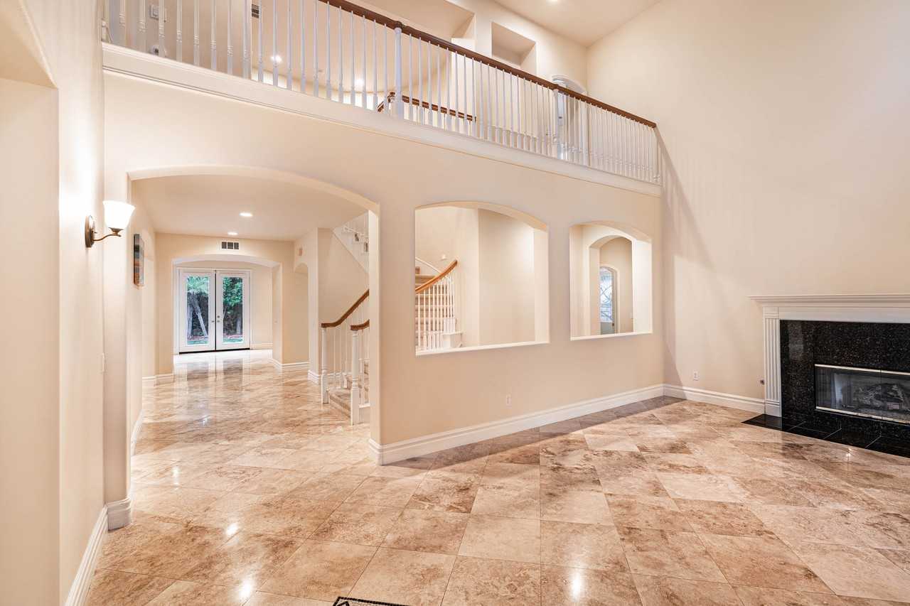 5197 Via Jacinto - Photo 7 of 22