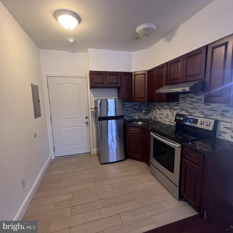 4618 Spruce St Unit 1a #1A - Photo 7 of 12