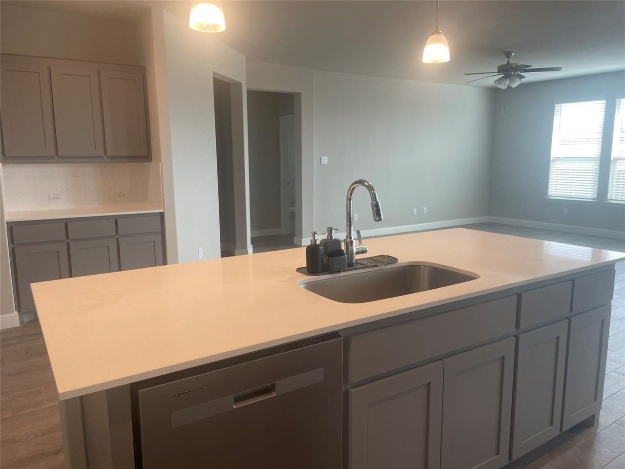 135 Lunayena Rd - Photo 6 of 20