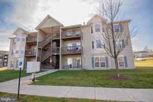 featured image of 152 Brookland Ct Apt 11 #1