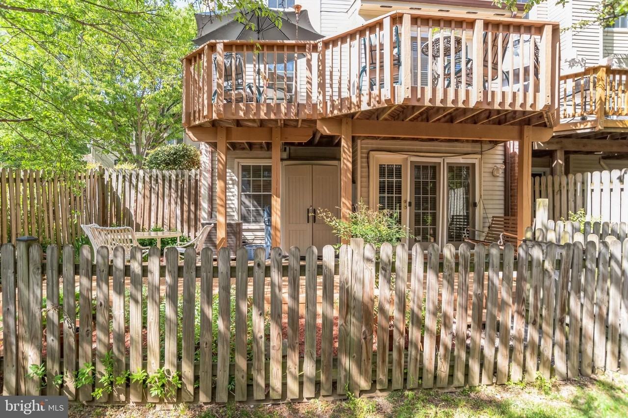 6156 Wellington Commons Dr - Photo 6 of 16