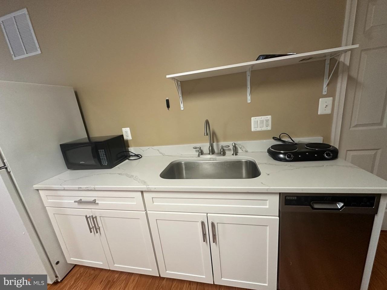 13286 Holly Meadow Ln - Photo 7 of 25