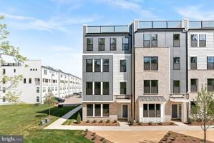 45163 Drowes Ter - Photo 1 of 1