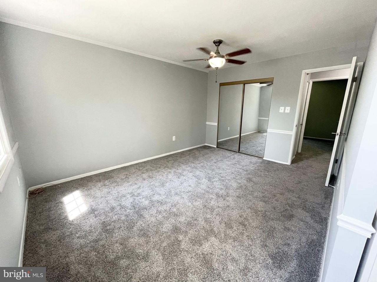 1928 Rainbow Ct - Photo 5 of 49