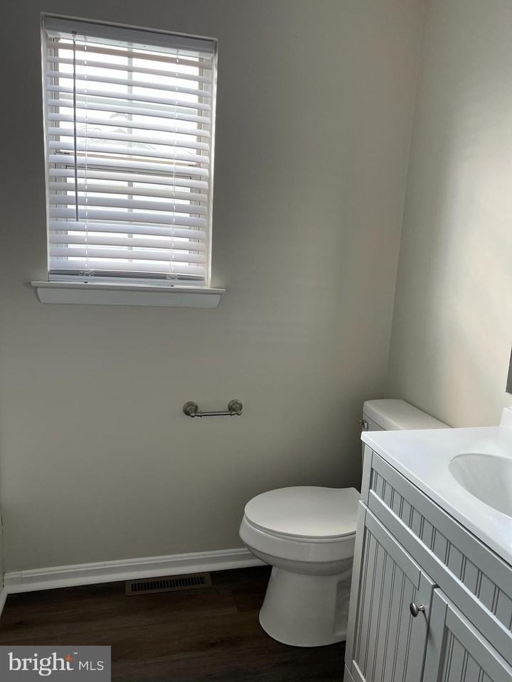 441 Pleasant View Dr - Photo 7 of 9