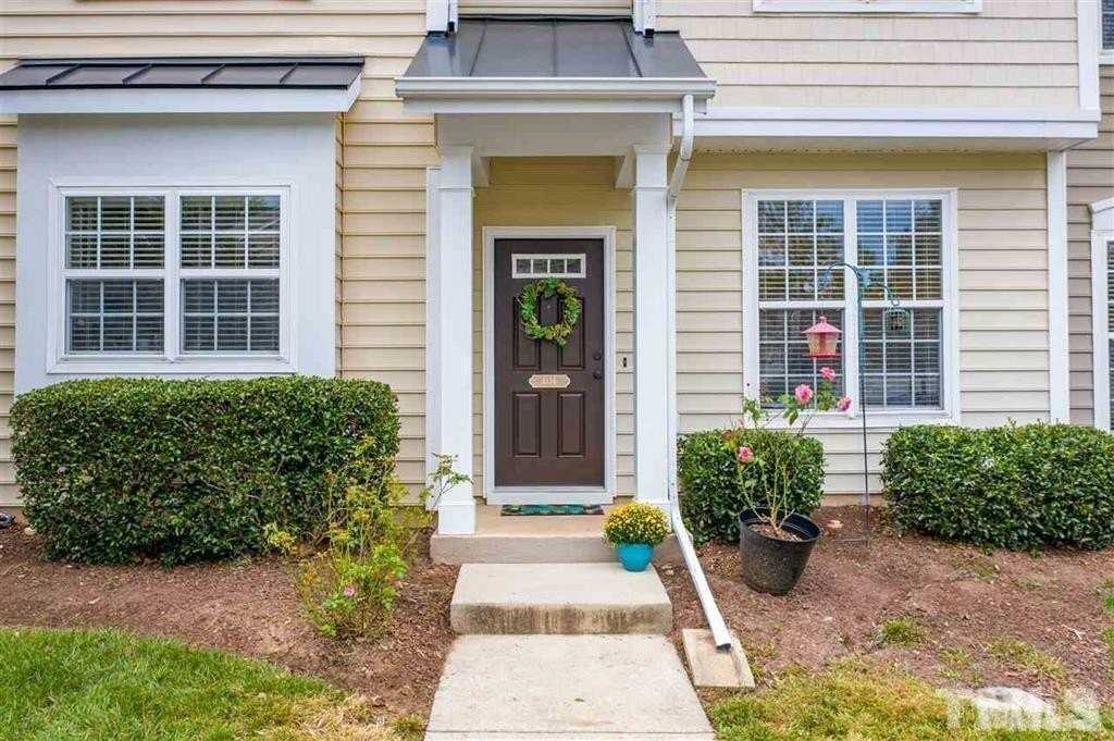 4136 Brenmar Ln - Photo 2 of 17