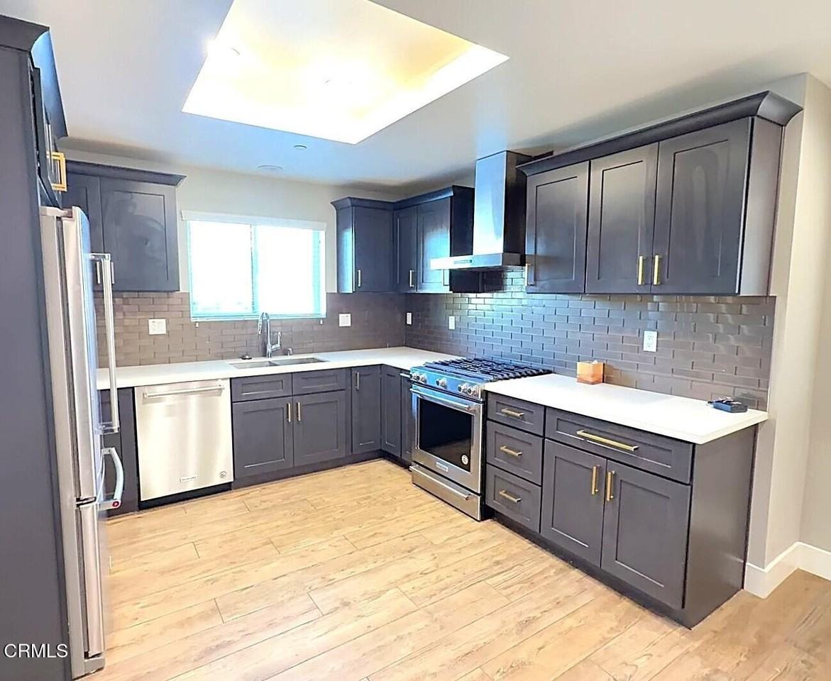 21028 E Cypress St - Photo 5 of 50