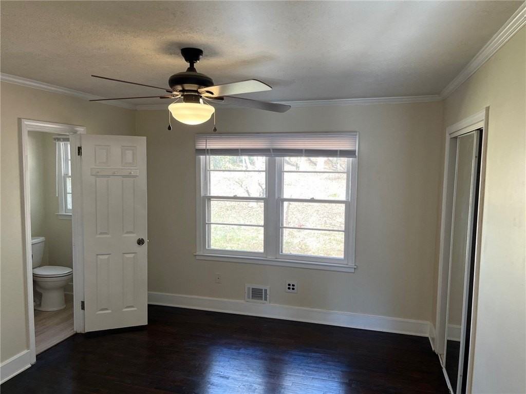 207 Skyview Dr - Photo 4 of 18