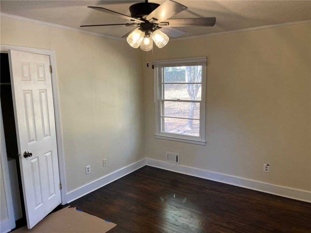 207 Skyview Dr - Photo 7 of 18