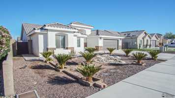 featured image of 8572 E 35th St