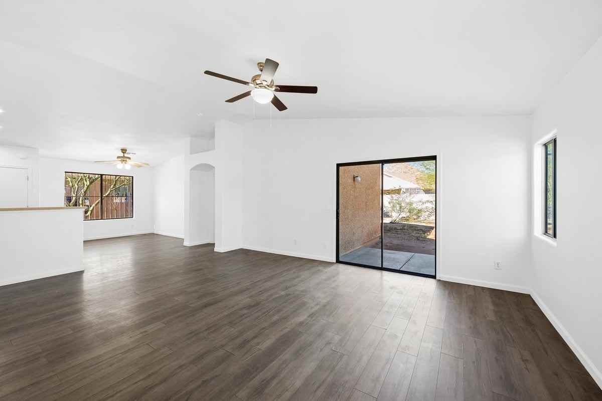 3680 W Ostler St - Photo 6 of 31