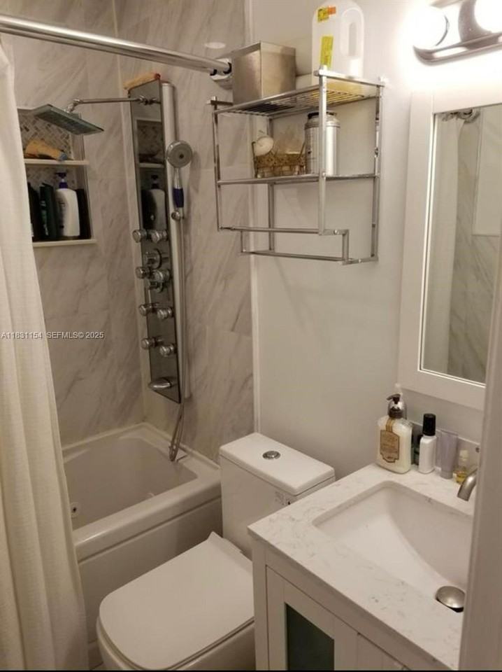 18000 Southwest 175th Street - Photo 7 of 15