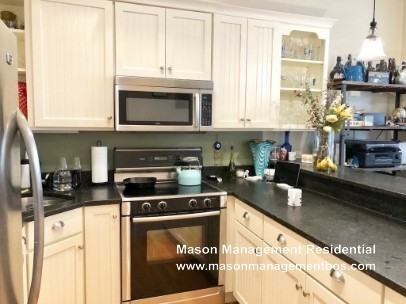 223 W Springfield St #2 - Photo 2 of 6