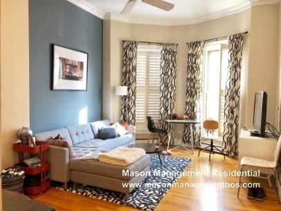 223 W Springfield St #2 - Photo 3 of 6