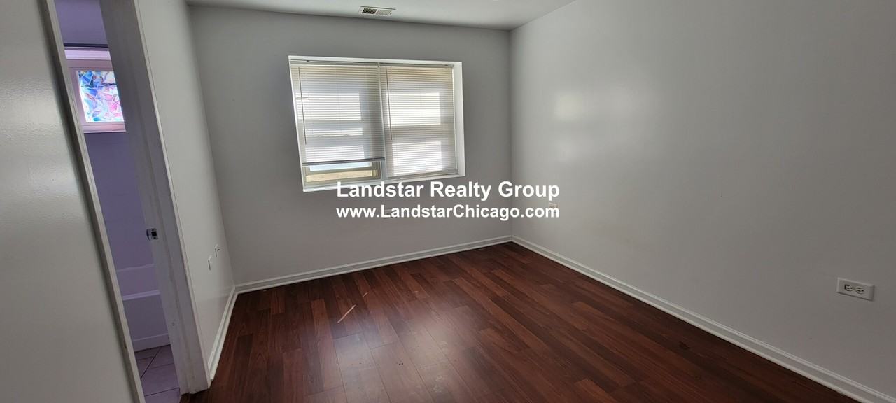 2530 W Fitch Ave #G - Photo 4 of 14