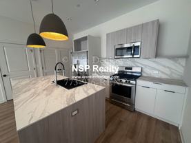 3207 N Narragansett Ave #301 - Photo 1 of 1